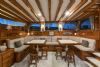 Aganippe Yacht, Lounge.