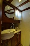 Cosh Gulet Yacht, Bathroom 1.