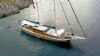 Ecce Navigo teknesi ön.  Ecce Navigo Yacht, Crystal Clear Waters.