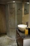 Sadiye Hanim Yacht, Bathroom / Shower